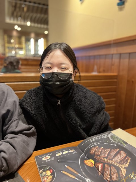김민주